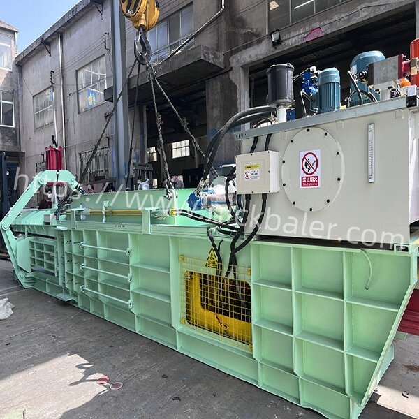Full-Automatic bottle Baler (169).jpg