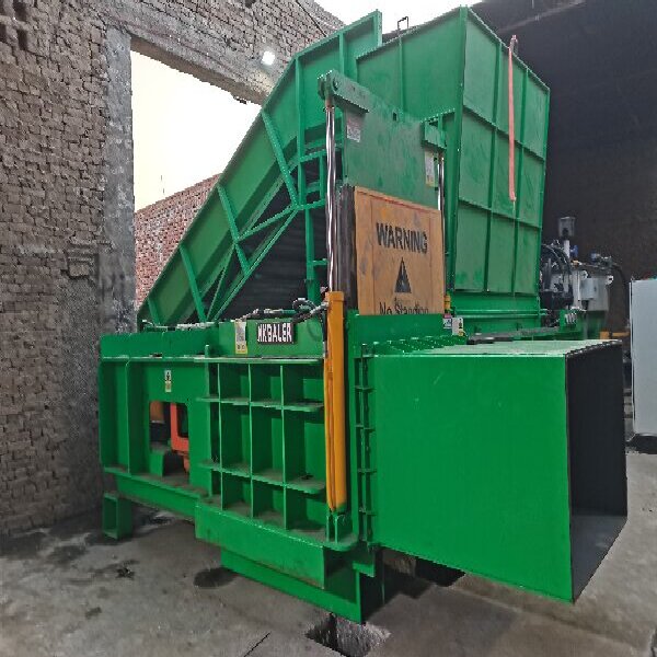 Technological Innovation Trends of Agriculture Straw Baler