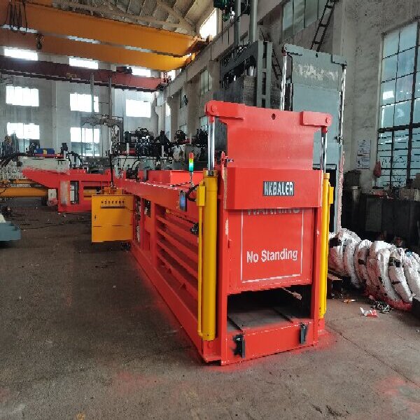 Industrial Cardboard Baler Operation Process